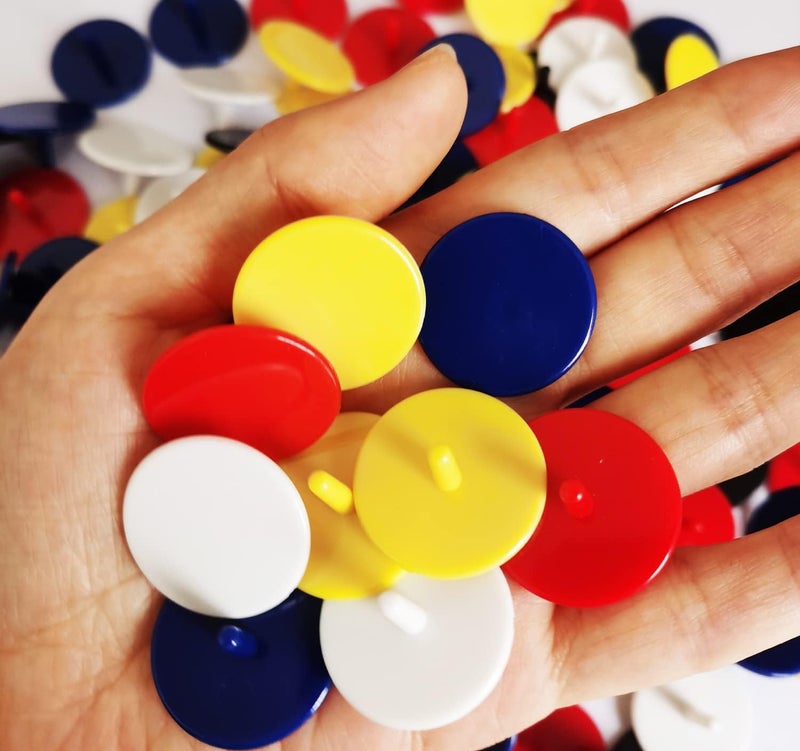 Adhere Golf Ball Markers 50 100 pcs Plastic Position Ball Marker Quarter Size 0.94 inch Flat Golf Ball Marker Mix Colour - Image 3